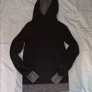 Lulu Lemon Women’s black hoodie